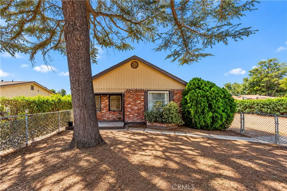 11704 Emery Street El Monte, CA 91732