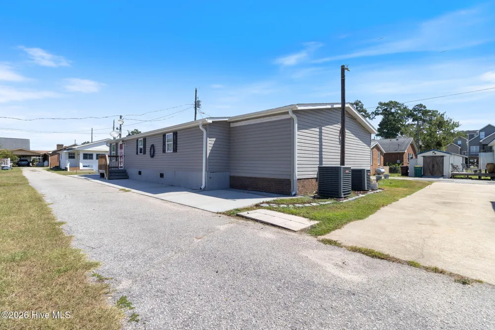 51 Clarkland Village Street Elizabethtown, NC 28337