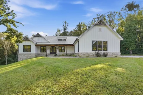 210 Blue Jay Way