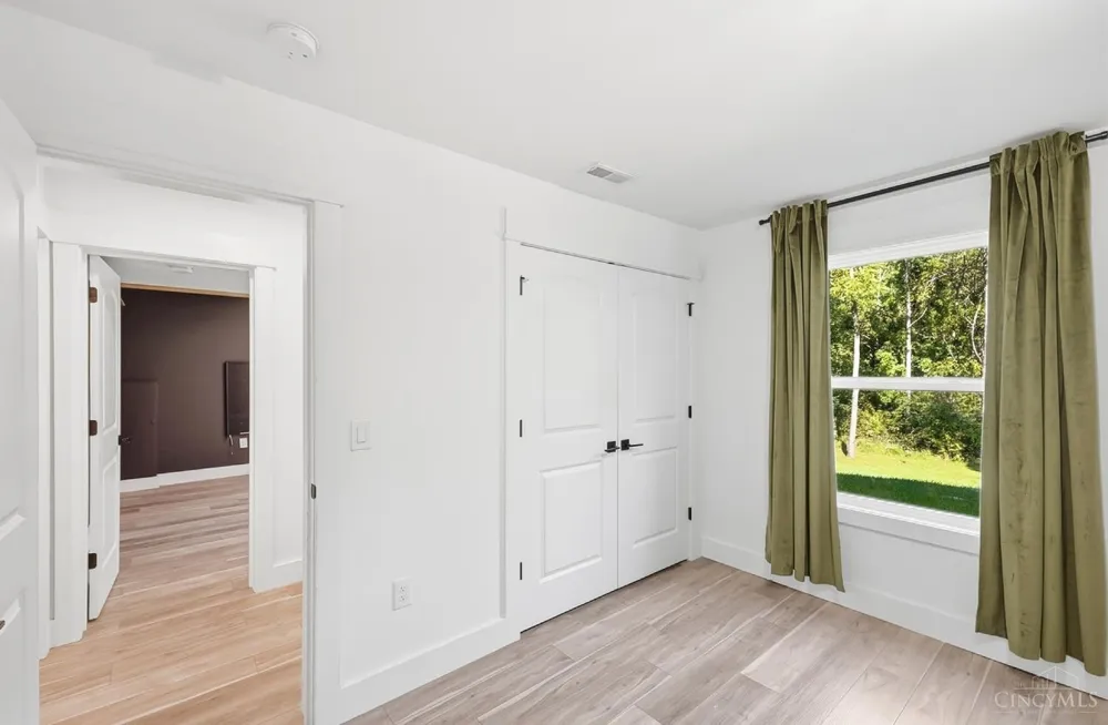 210 Blue Jay Way Chester, OH 45177