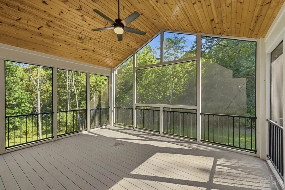 210 Blue Jay Way Chester, OH 45177