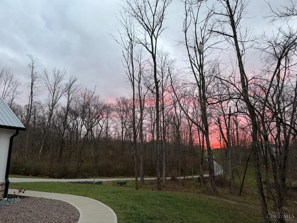 210 Blue Jay Way Chester, OH 45177