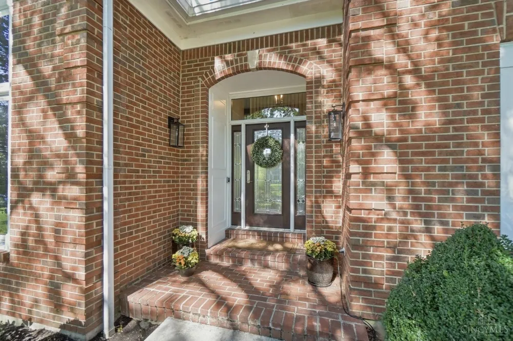 3831 Monets Lane Evendale, OH 45241