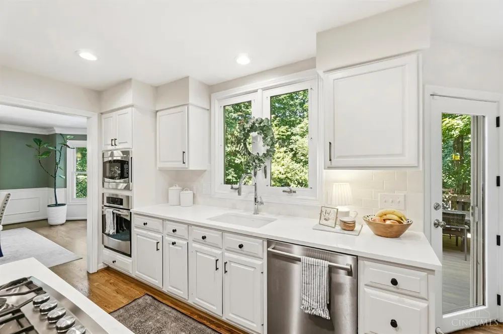 3831 Monets Lane Evendale, OH 45241