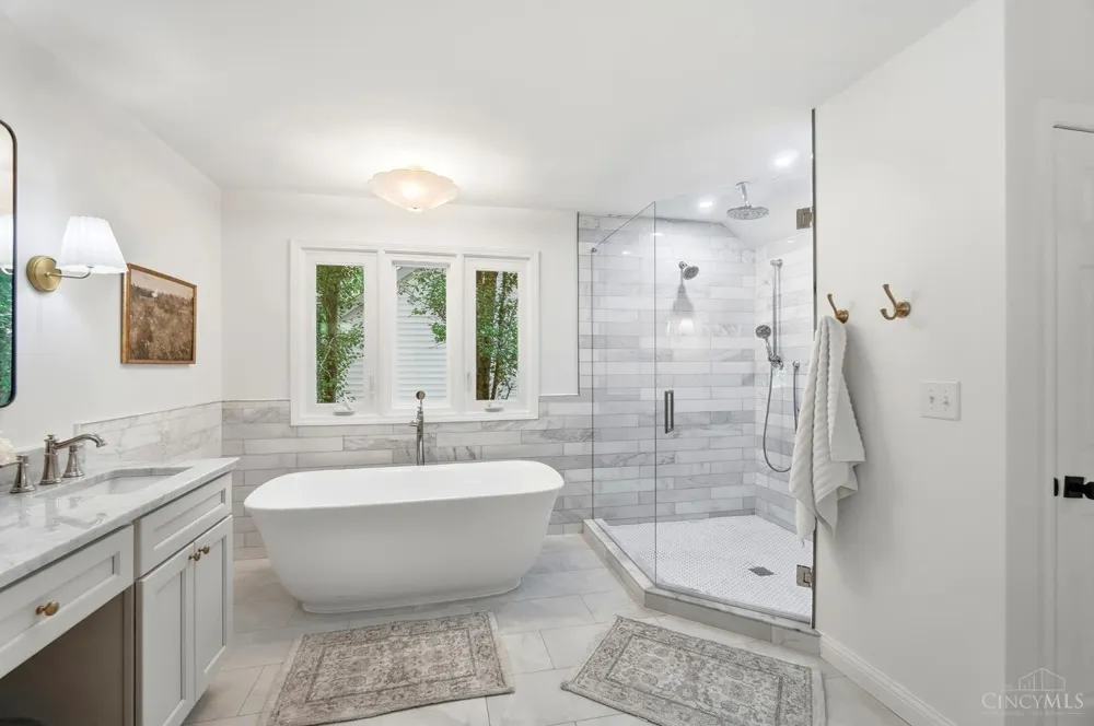 3831 Monets Lane Evendale, OH 45241