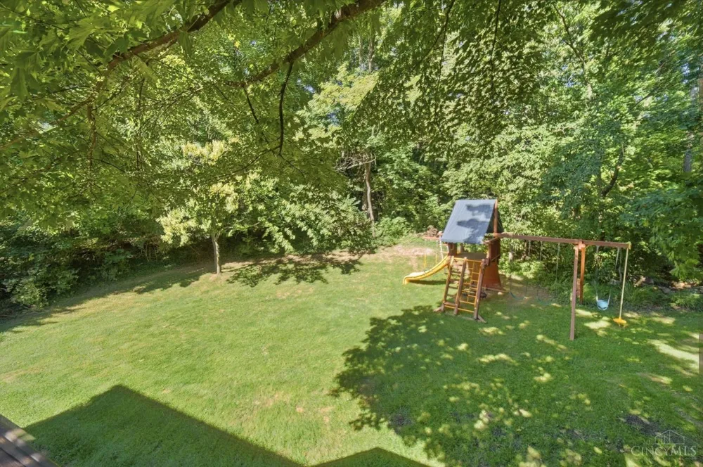 3831 Monets Lane Evendale, OH 45241