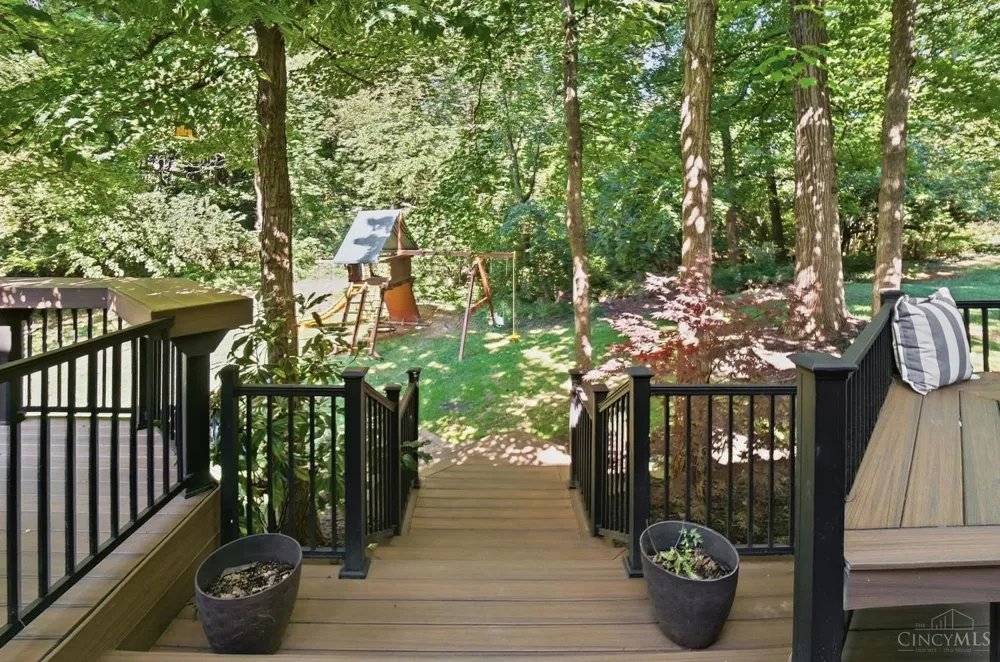 3831 Monets Lane Evendale, OH 45241
