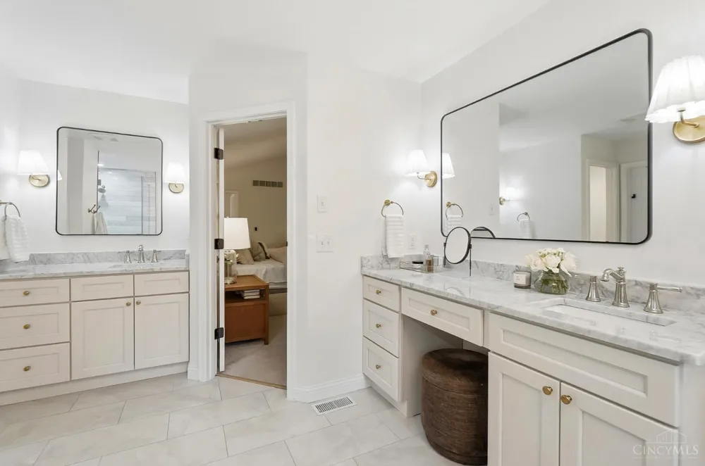 3831 Monets Lane Evendale, OH 45241