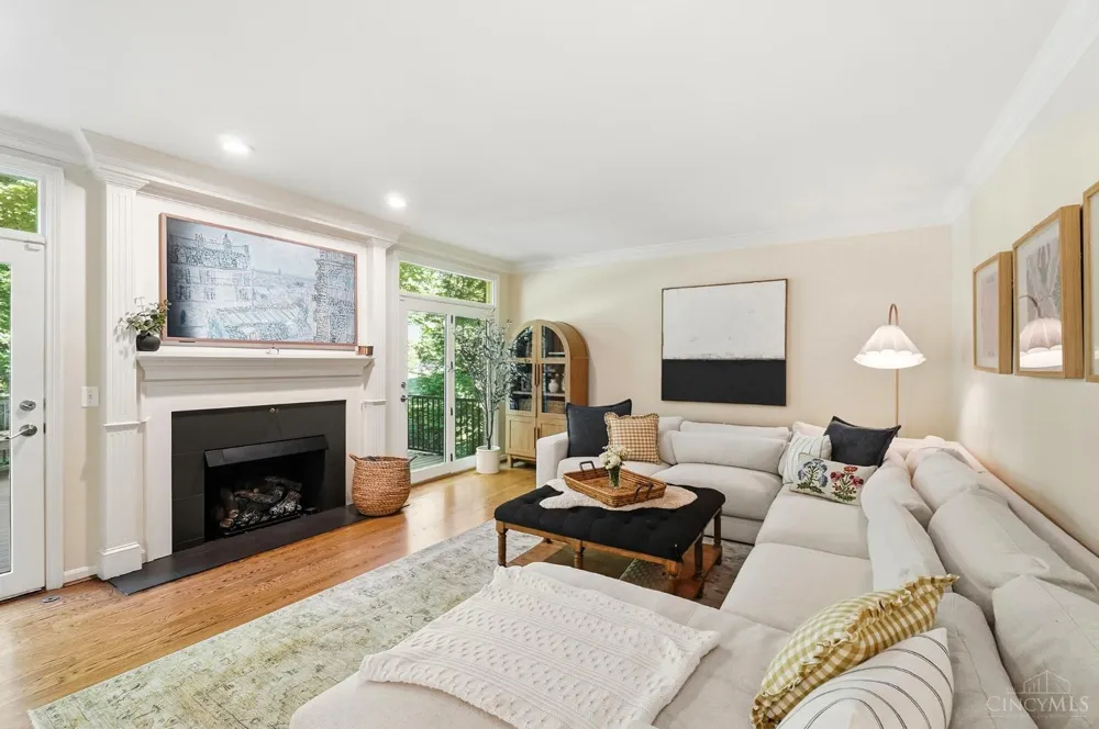 3831 Monets Lane Evendale, OH 45241