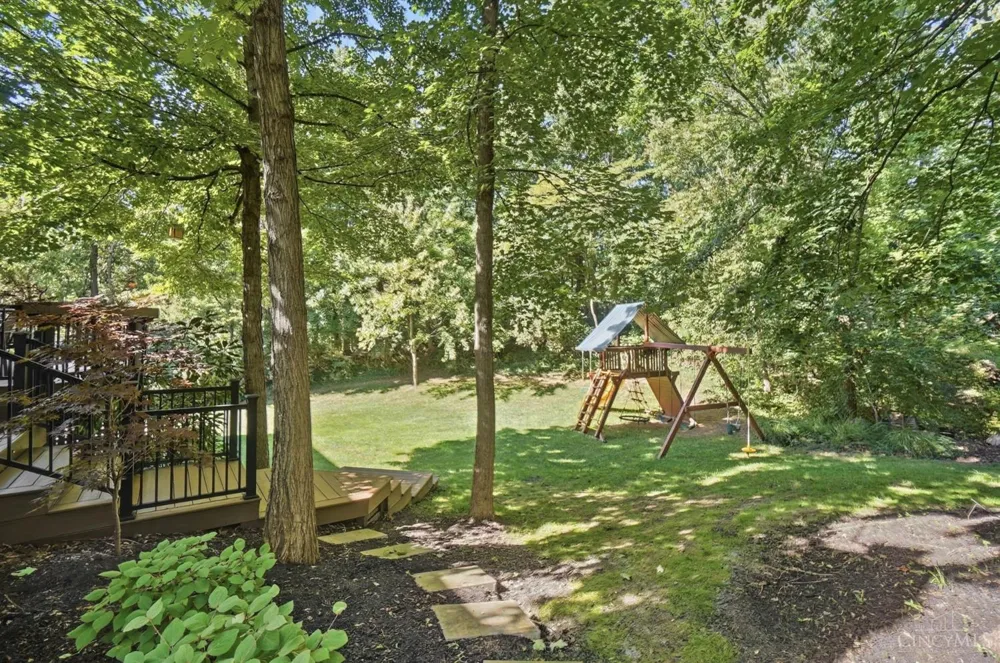 3831 Monets Lane Evendale, OH 45241
