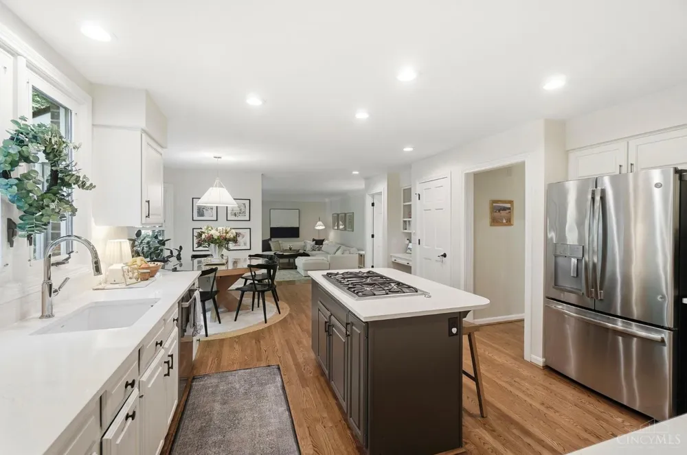 3831 Monets Lane Evendale, OH 45241