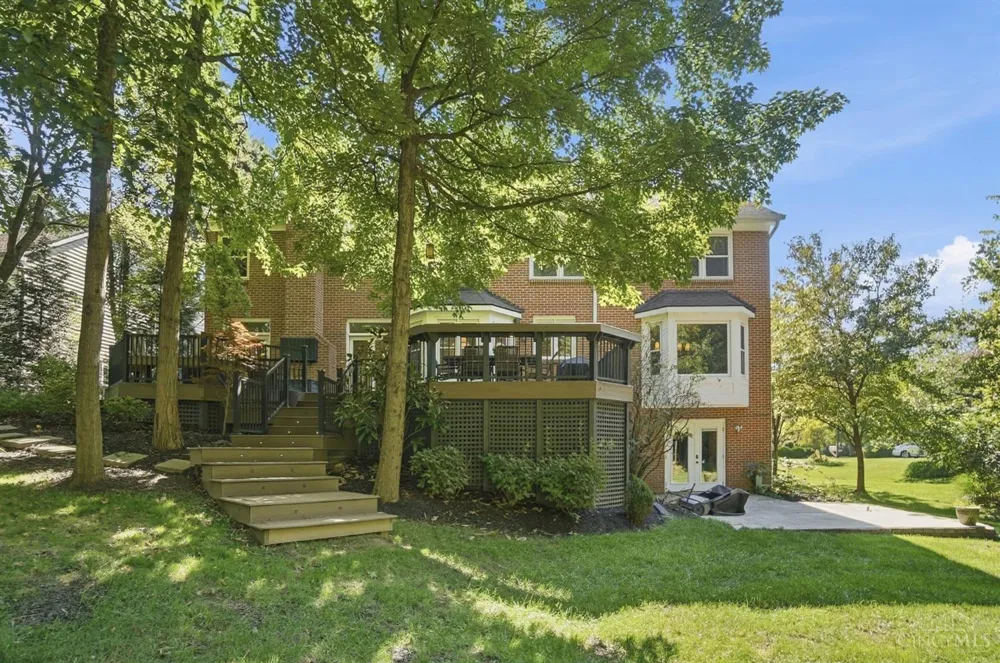 3831 Monets Lane Evendale, OH 45241