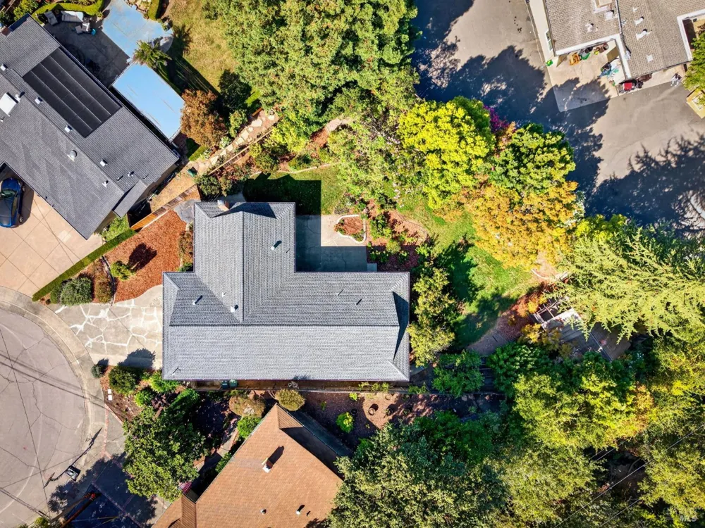 15 Betty Lane Novato, CA 94947