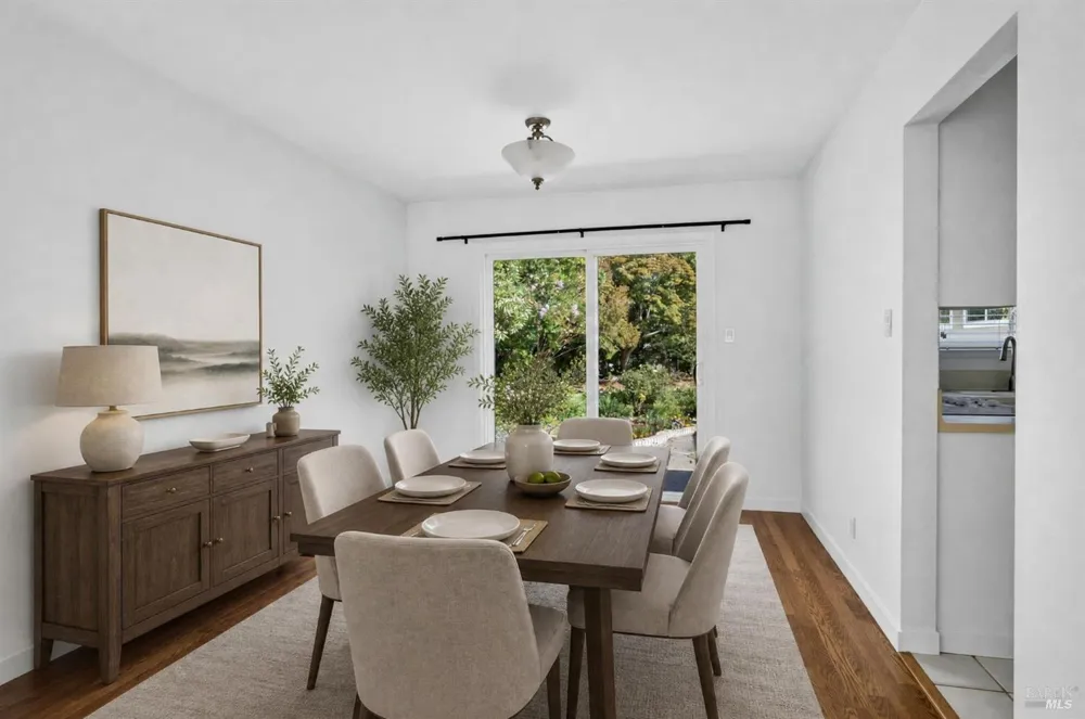 15 Betty Lane Novato, CA 94947