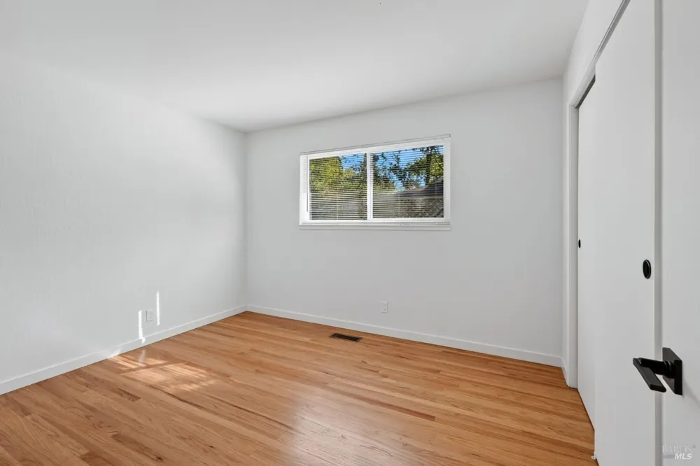 15 Betty Lane Novato, CA 94947