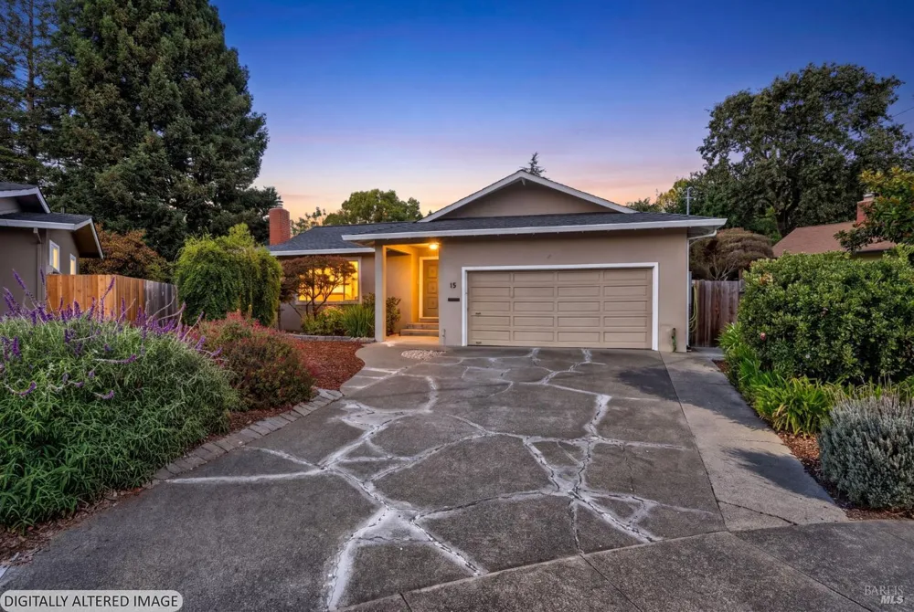 15 Betty Lane Novato, CA 94947