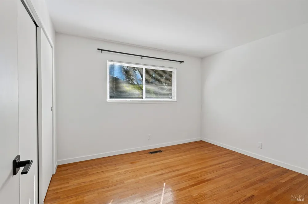 15 Betty Lane Novato, CA 94947