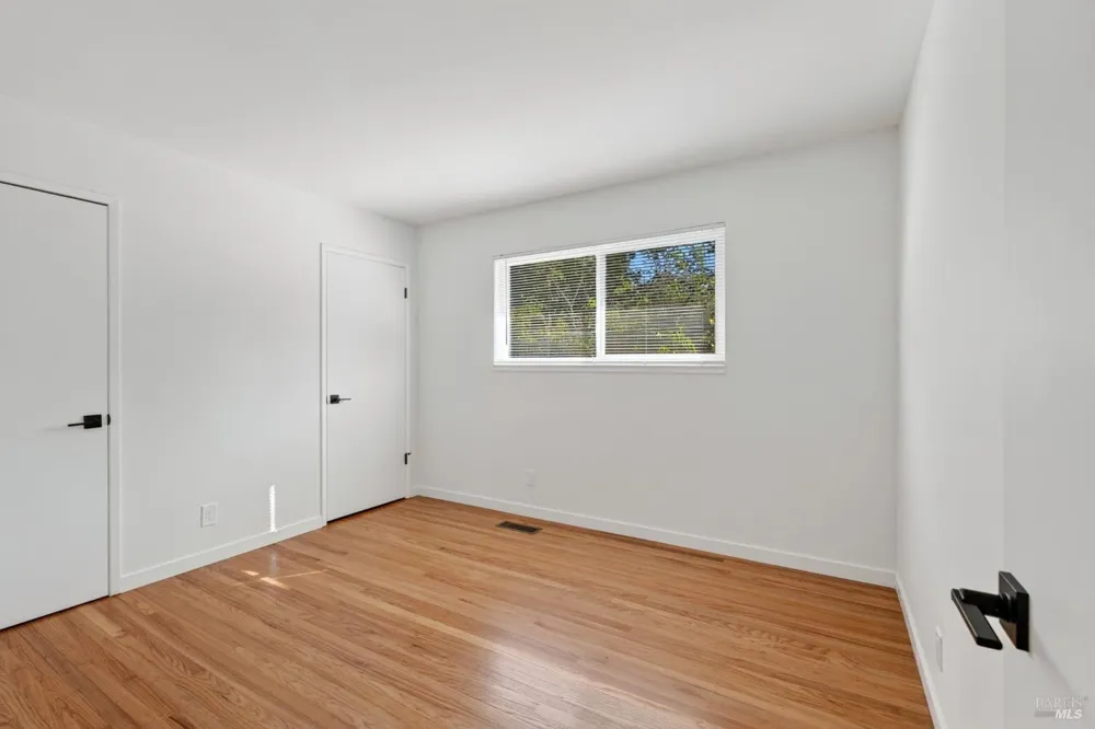 15 Betty Lane Novato, CA 94947