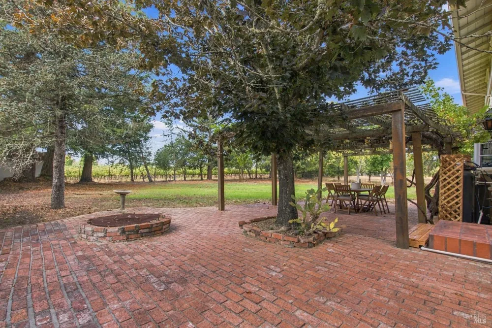 1225 Olive Hill Lane Napa, CA 94558