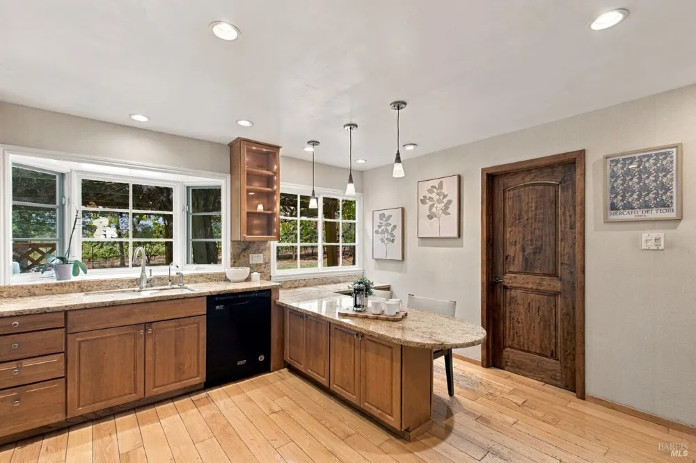 1225 Olive Hill Lane Napa, CA 94558
