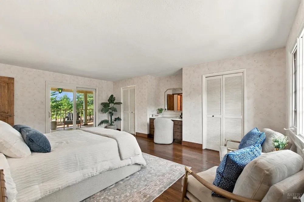 1225 Olive Hill Lane Napa, CA 94558