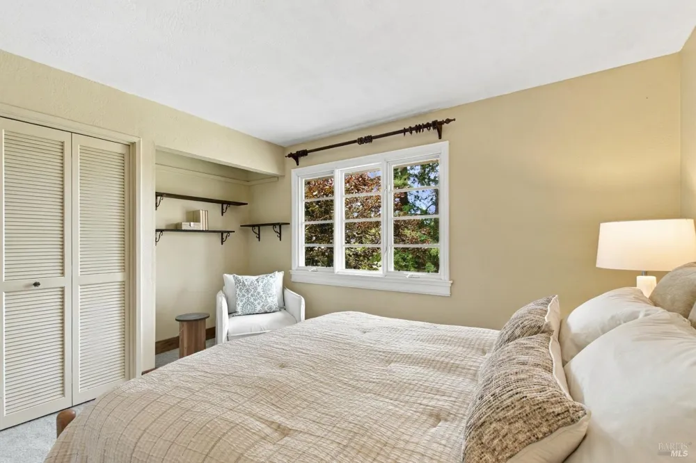 1225 Olive Hill Lane Napa, CA 94558