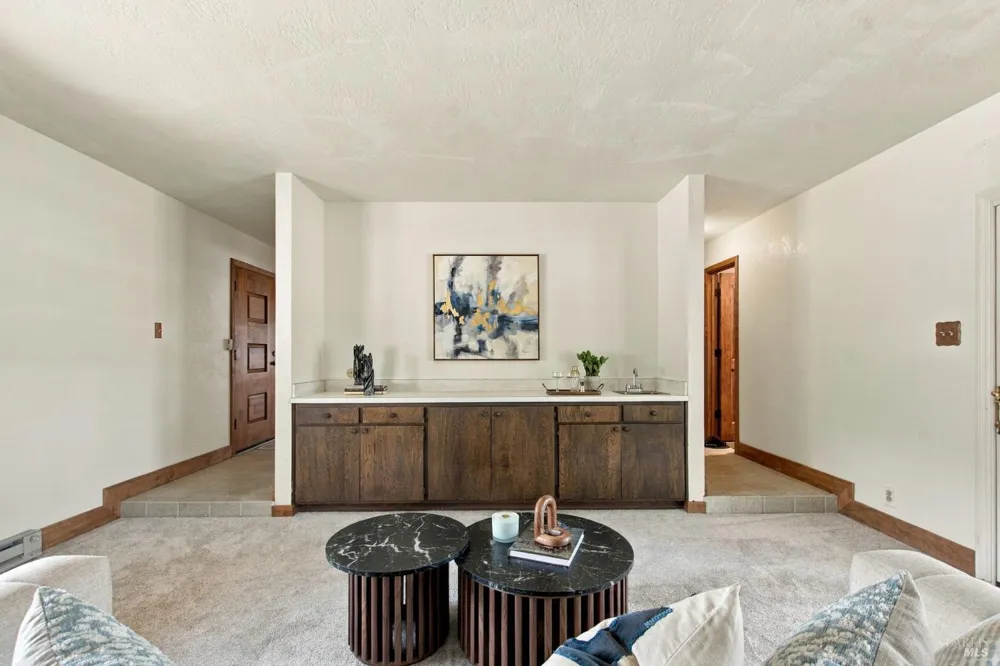 1225 Olive Hill Lane Napa, CA 94558