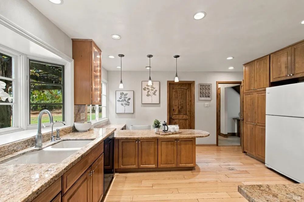 1225 Olive Hill Lane Napa, CA 94558