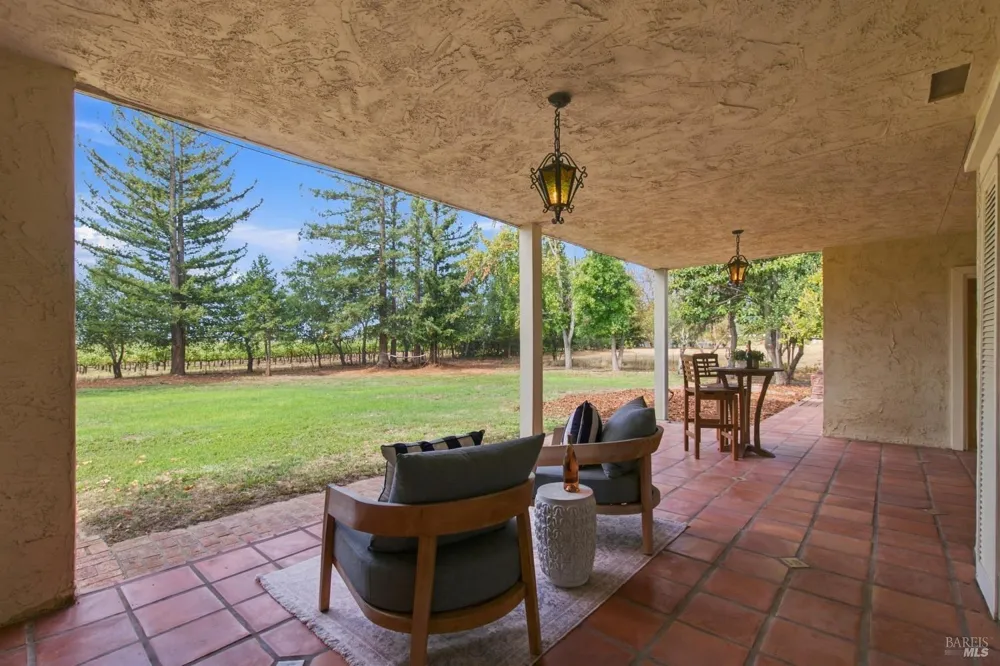 1225 Olive Hill Lane Napa, CA 94558