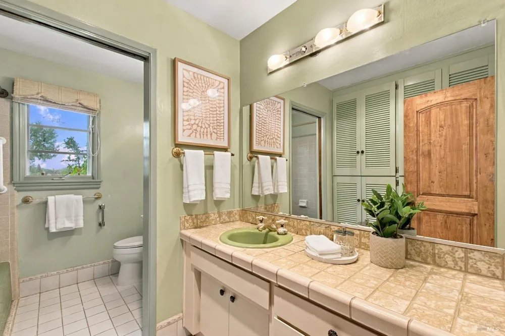 1225 Olive Hill Lane Napa, CA 94558