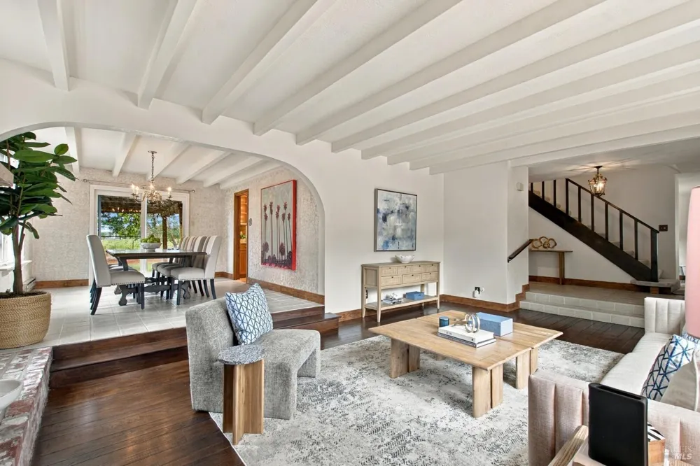 1225 Olive Hill Lane Napa, CA 94558