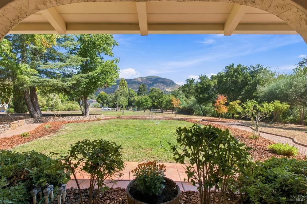 1225 Olive Hill Lane Napa, CA 94558