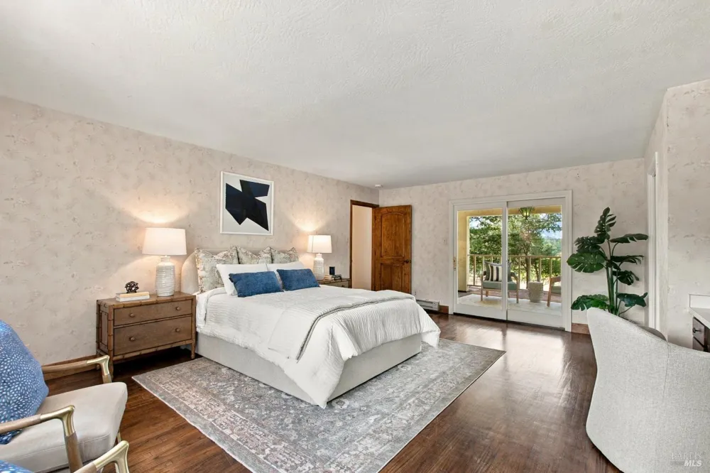 1225 Olive Hill Lane Napa, CA 94558