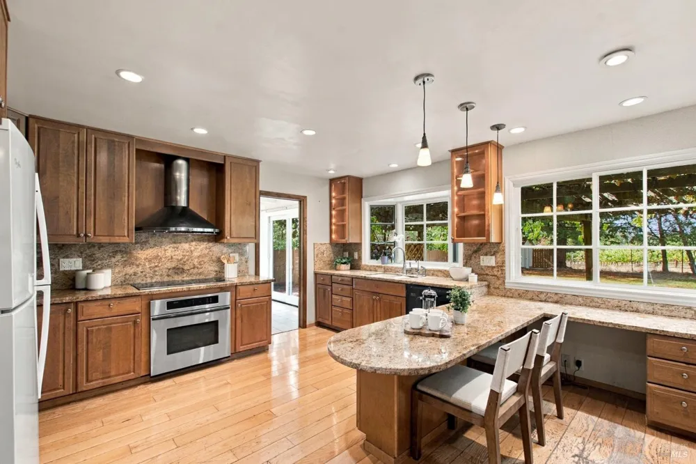 1225 Olive Hill Lane Napa, CA 94558