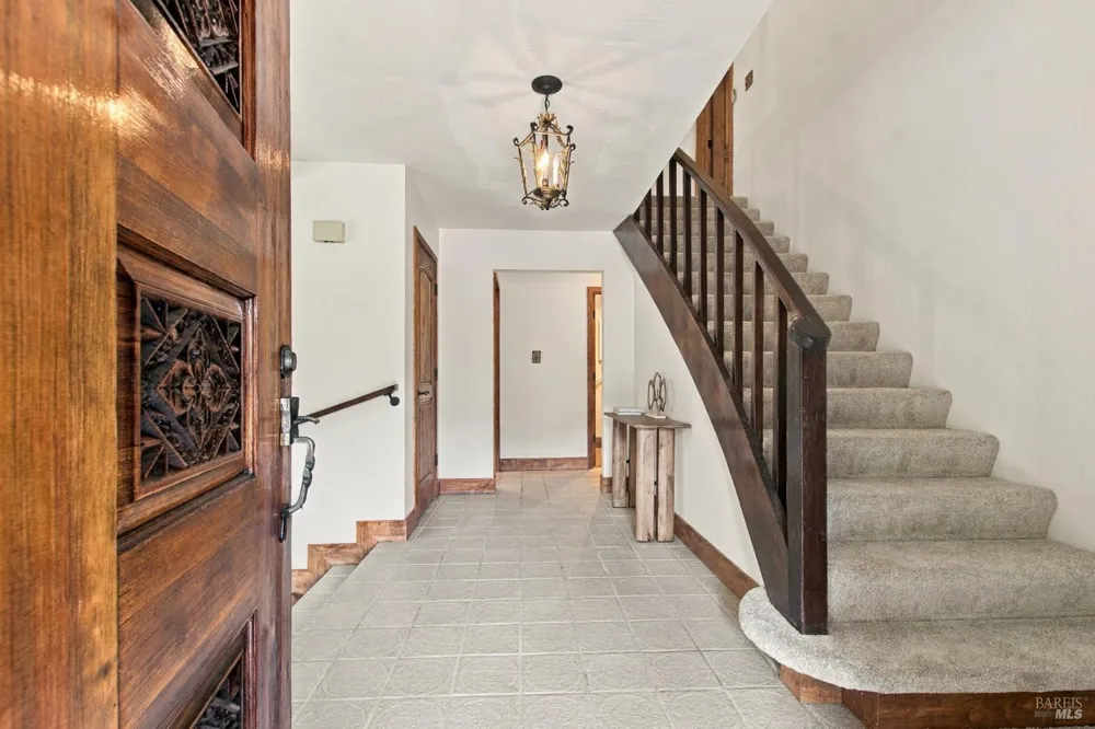 1225 Olive Hill Lane Napa, CA 94558