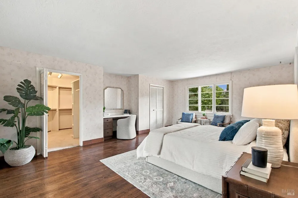 1225 Olive Hill Lane Napa, CA 94558