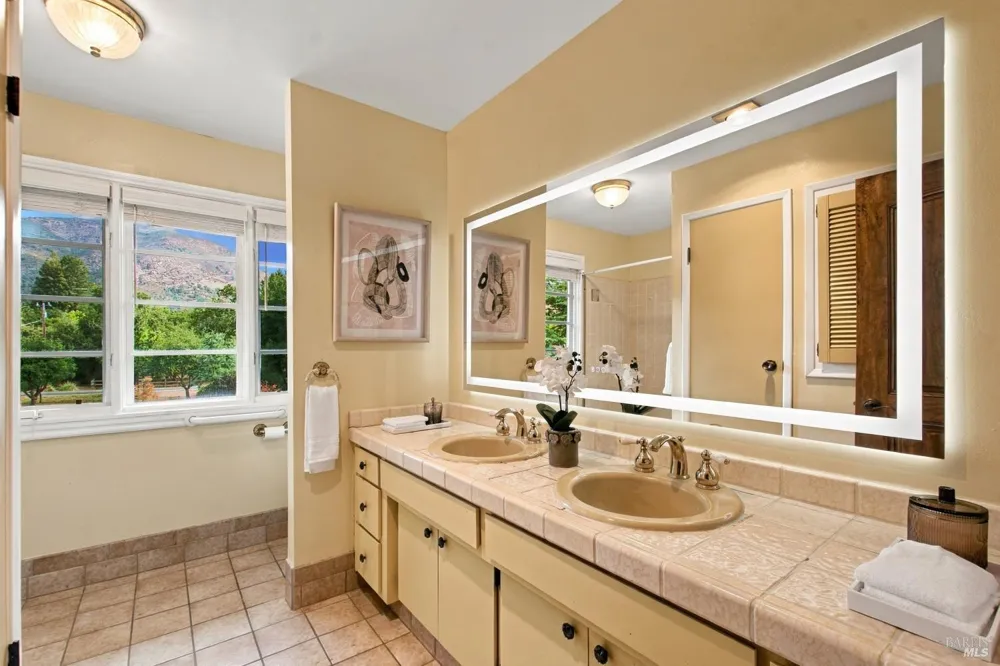 1225 Olive Hill Lane Napa, CA 94558