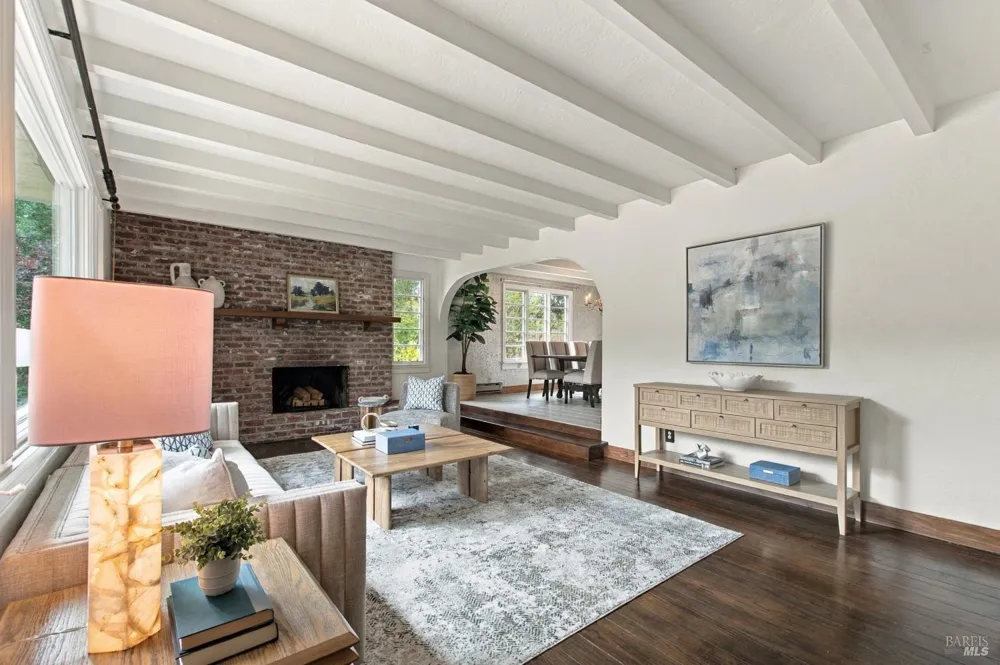 1225 Olive Hill Lane Napa, CA 94558