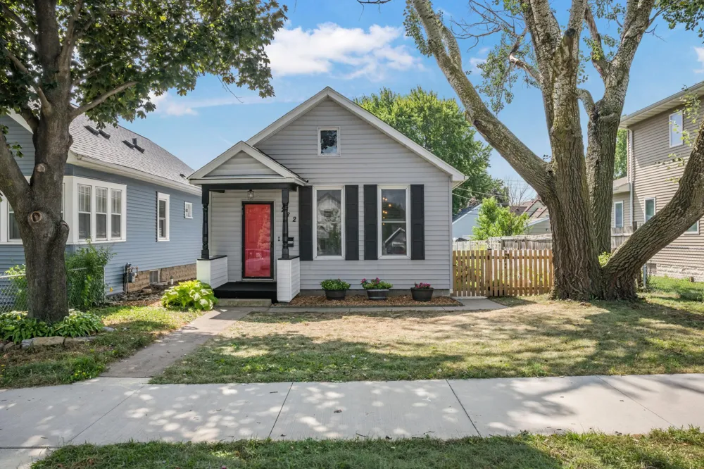 282 Annapolis Street E West Saint Paul, MN 55118