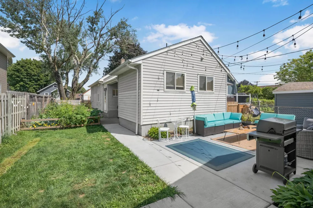 282 Annapolis Street E West Saint Paul, MN 55118