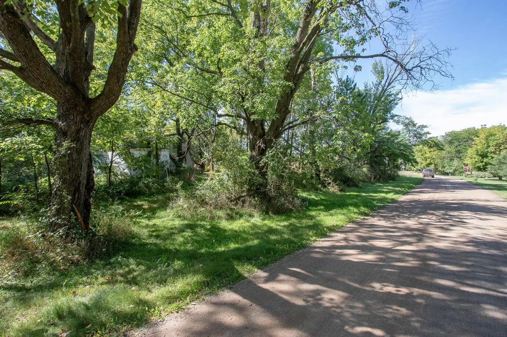 617 Central Drive E Braham, MN 55006