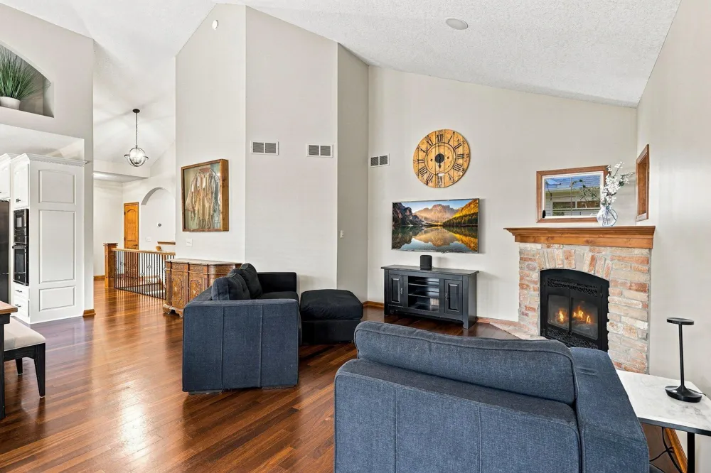 953 Firesteed Ridge Waconia, MN 55387