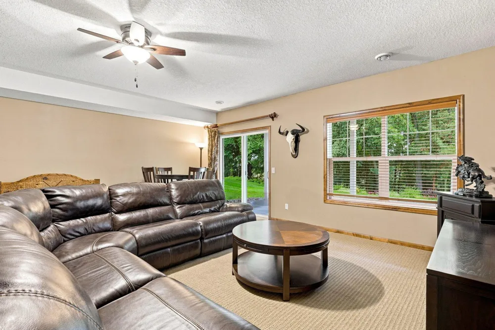 953 Firesteed Ridge Waconia, MN 55387