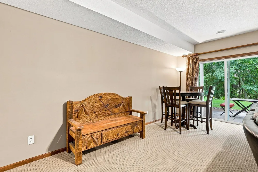 953 Firesteed Ridge Waconia, MN 55387
