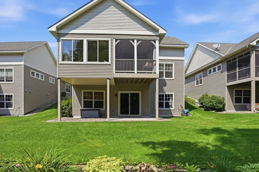 953 Firesteed Ridge Waconia, MN 55387