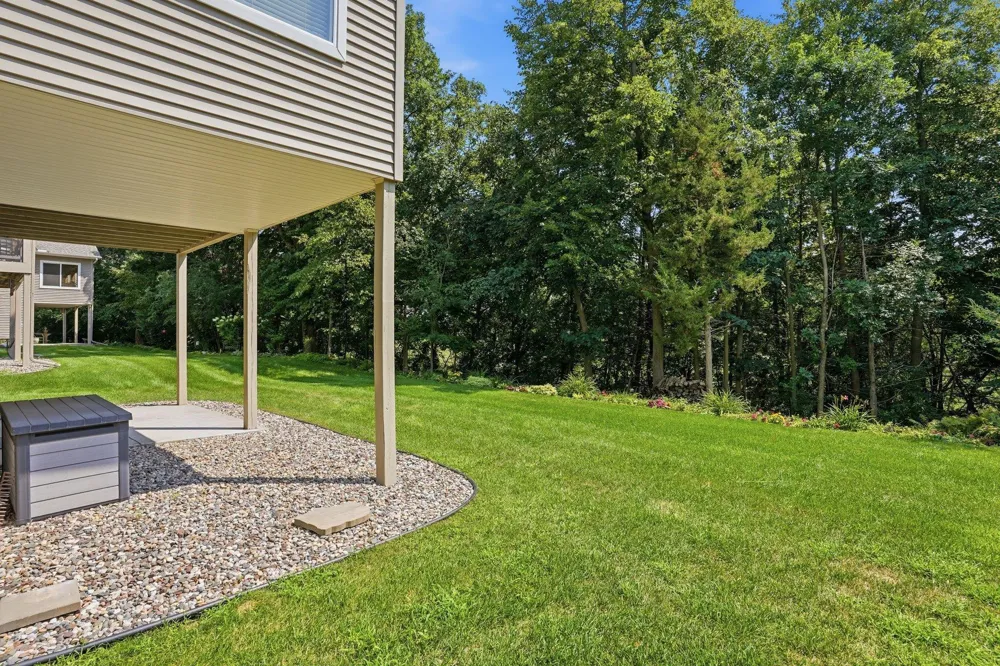 953 Firesteed Ridge Waconia, MN 55387