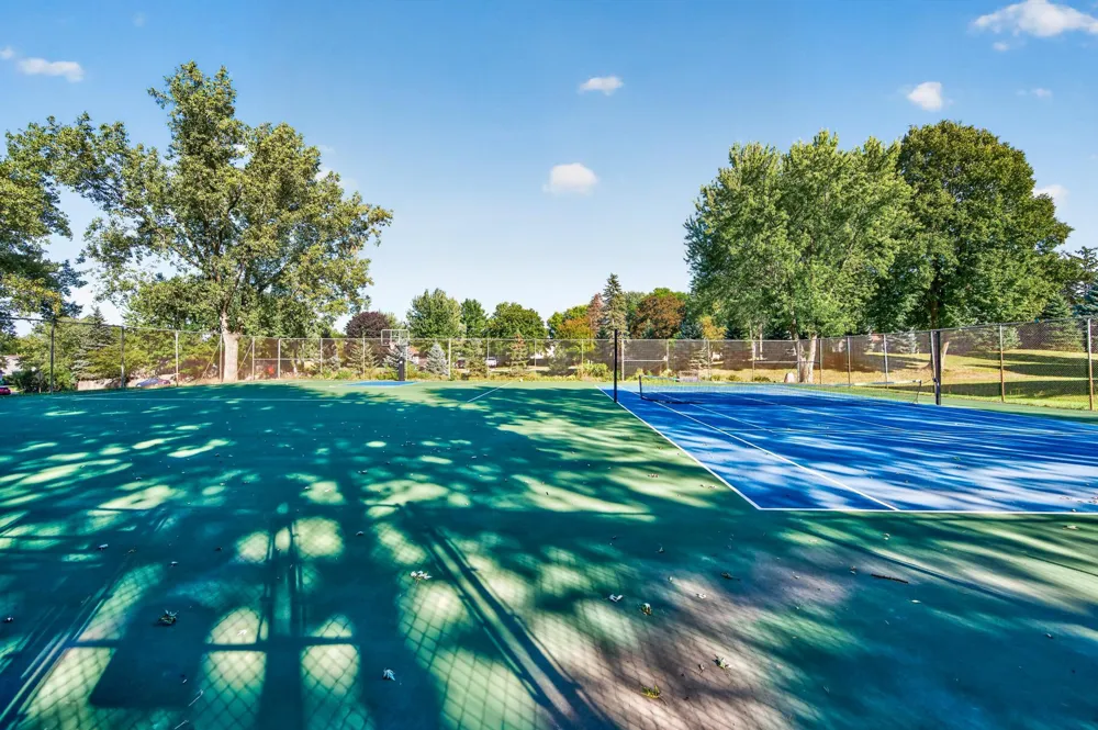 1442 Arden View Drive Arden Hills, MN 55112