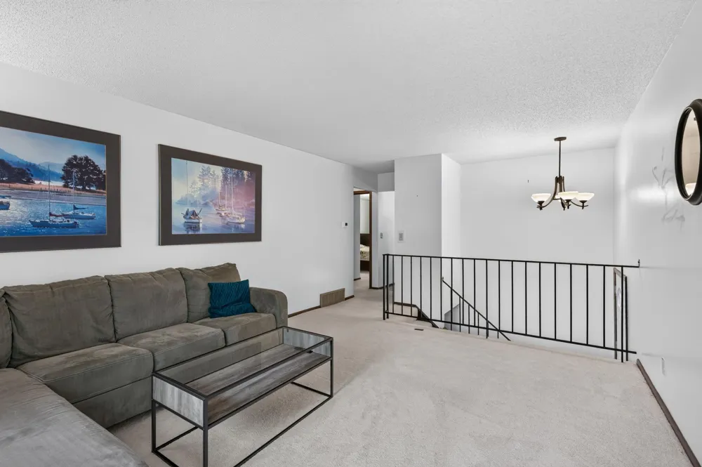 1442 Arden View Drive Arden Hills, MN 55112