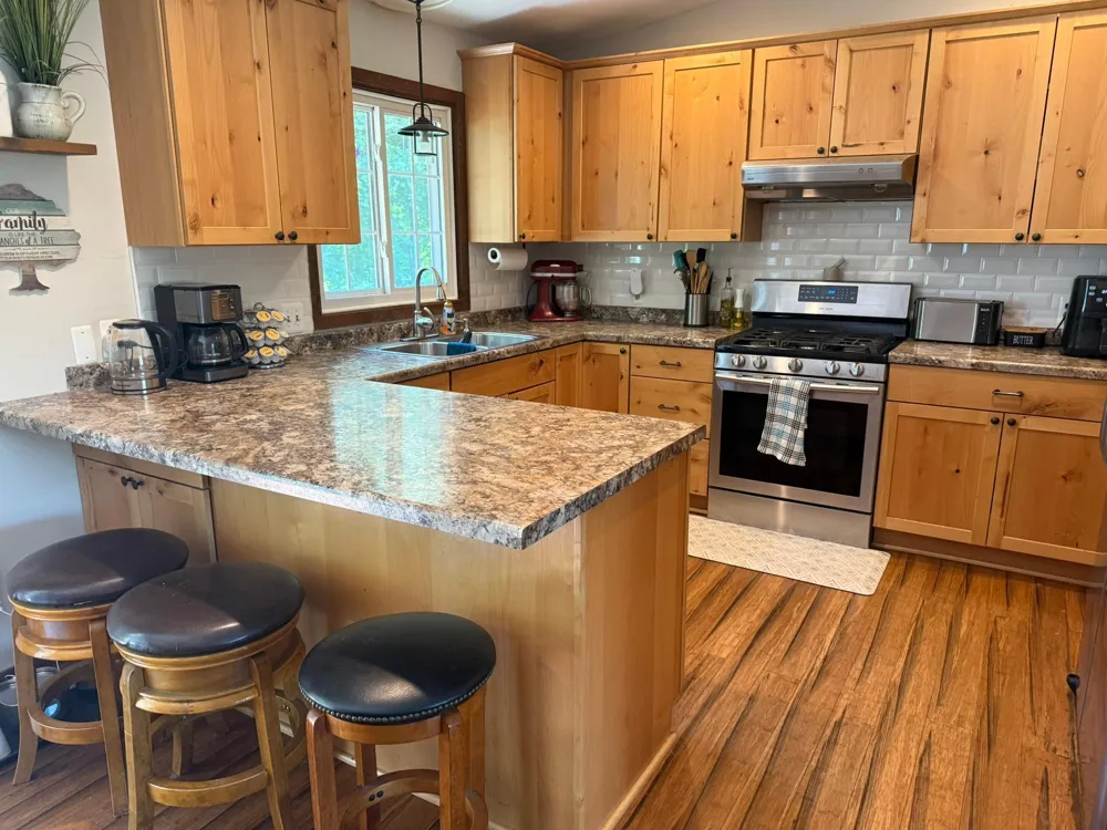 17540 Ionia Path Lakeville, MN 55044