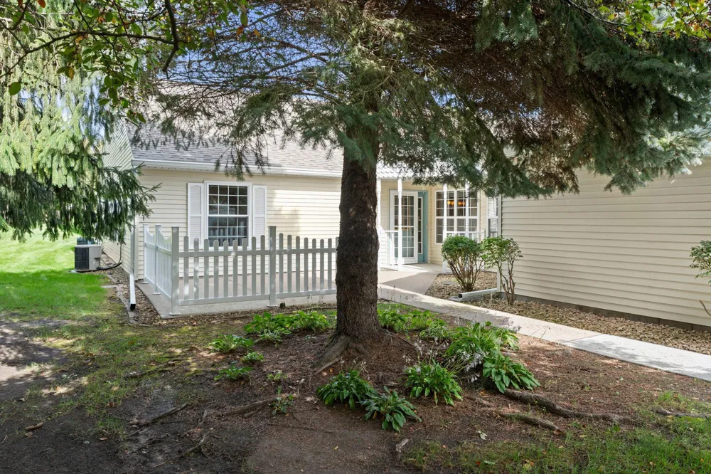 6939 Inverness Court #43 Inver Grove Heights, MN 55077